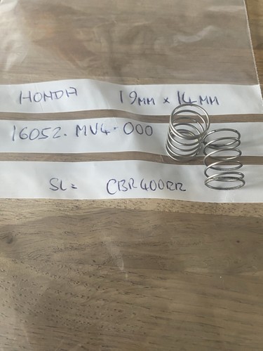 Honda carburettor springs - x, 2
