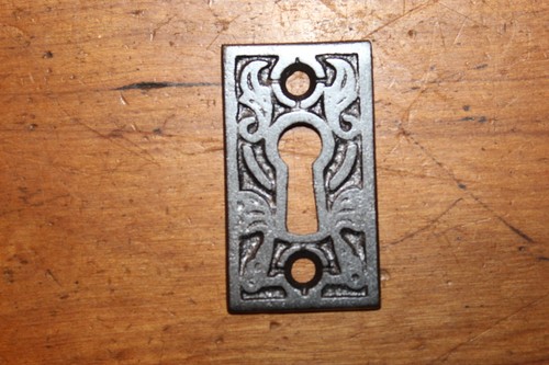 Small ornate antique cast - small,