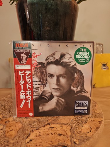 David bowie narrates peter - david,