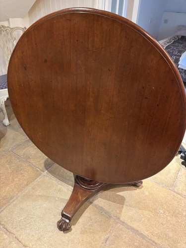 Mahogany loo table