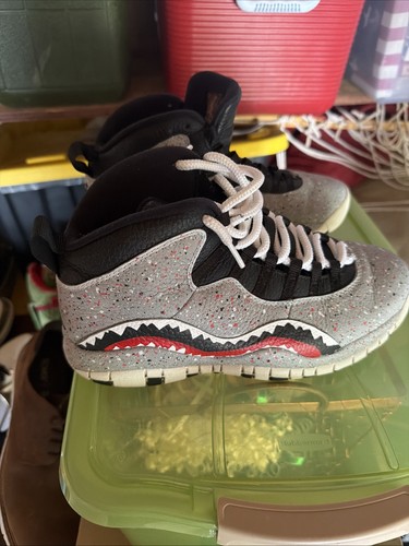 Size air jordan 10 - 9.5,