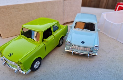 Box die cast trabant cars - die,
