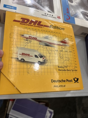 400 gemini jets schuco dhl - gemini,