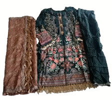 CHANTELLE 3-PIECE FANCY STITCHED OUTFIT (M) AVAILABLE ON SALE PRICE LAST ITEM