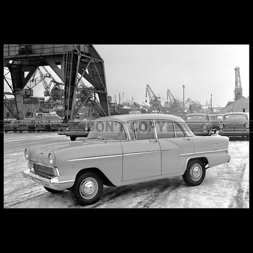 Photo 021326 vauxhall victor - a.021326,