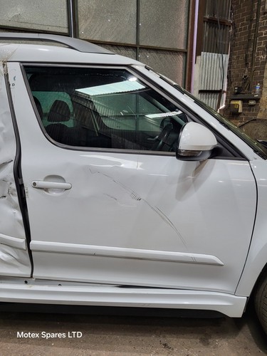 Skoda yeti front bare door - 5l,