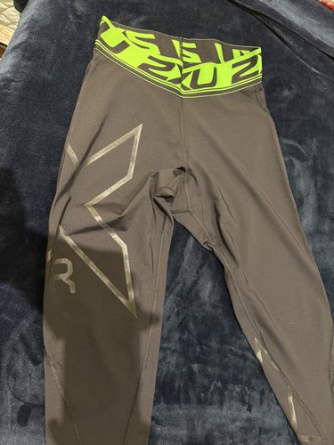 2xu compression tights