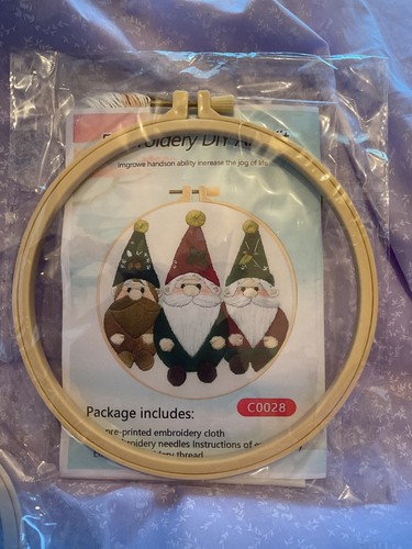 Three gnomes complete - ,