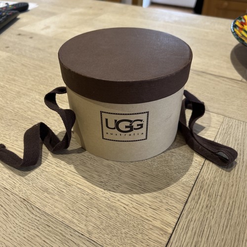 Ugg australia sheepskin - australia,