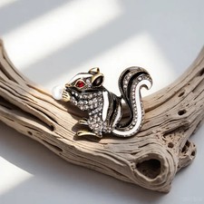 Butler & Wilson Inspired