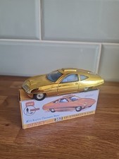 Dinky 352 Gerry Anderson 's U.F.O. Ed Strakers Car  GOLD CHROME " Original "