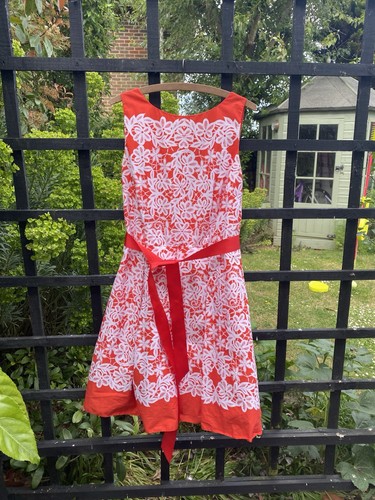 Pretty red dress - pretty,