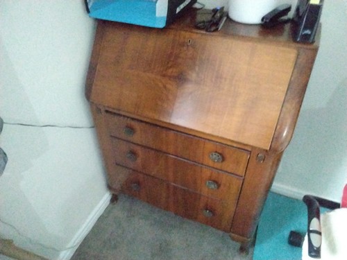 1920 walnut bureau - 1920’s,