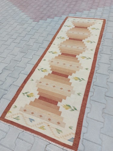 Antique long carpet rug - carpet,
