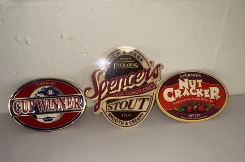 Beer pump clip badges - 3x,
