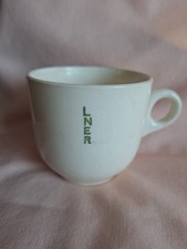 L.N.E.R VERY RARE  1930,s BUFFET REFRESHMENTS CUP IN WELL USED WORN VINTAGE COND
