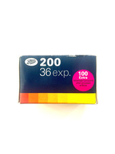 Boots Universal 200 ISO Colour