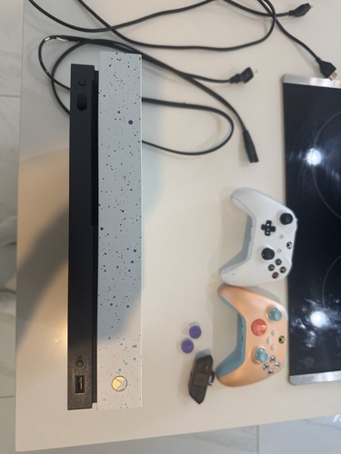 Microsoft xbox one - x, 1tb
