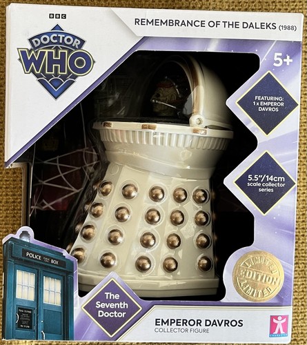 Doctor who figure - doctor,