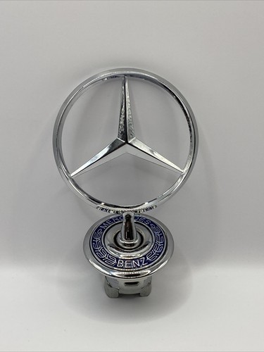 Mounted star hood logo - hood, emblem