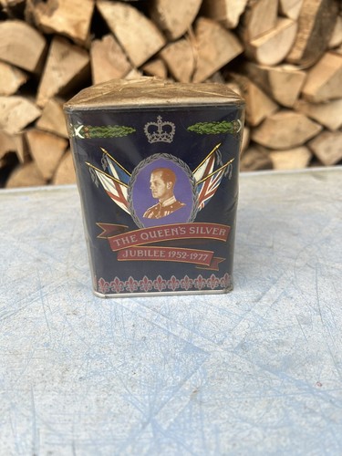 Queen silver jubilee 1977 - silver,