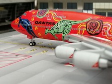 Qantas Boeing B747-400 VH-OEJ