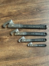 Super Wrench, Super Wrenches