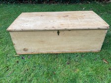 Antique Victorian Pine Bedding