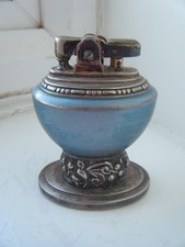 Vintage Ronson Leona Table Lighter – Blue Enamel & Ornate Gold Base, 1960s