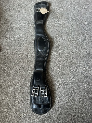 Albion dressage girth cut - cut, away