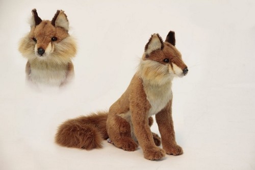 Hansa sitting red - hansa, fox