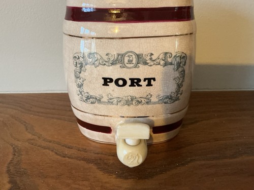 Vintage wade ceramic port - ceramic,