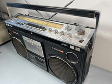 Hitachi TRK-8080 Radio