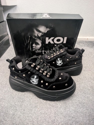 New rare koi - new, footwear