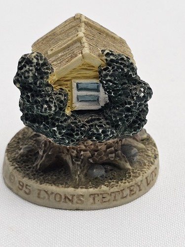 Tetley tea folk house - tea,
