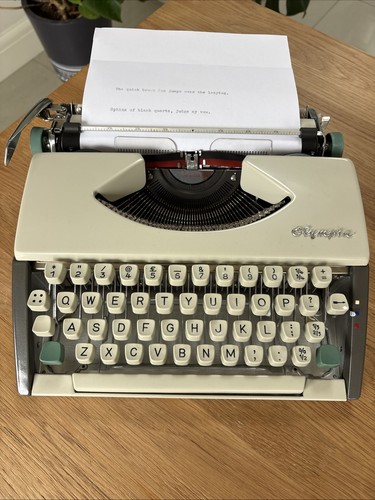 Olympia deluxe typewriter - olympia,