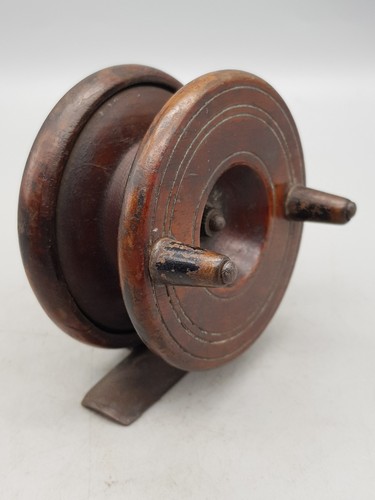 Vintage wooden fishing - wooden, reel