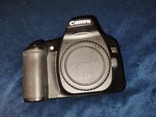Canon EOS 30D 8.2 MP DSLR Camera Body  with battery