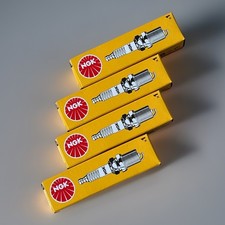 NGK 4 X Genuine Spark Plugs