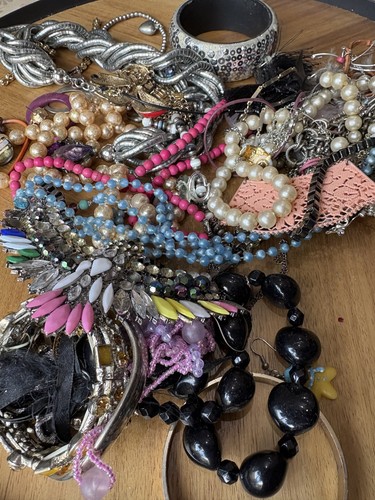 Vintage modern broken mixed - broken,
