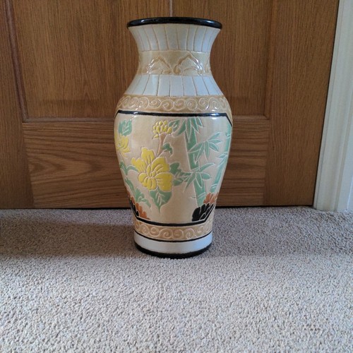 Beautiful tall large vase - , 13"