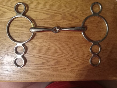 New lifter gag bit elevator