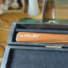 Riley Elite 2 Piece Snooker Cue- Pool- With Soft Case- Classic Design