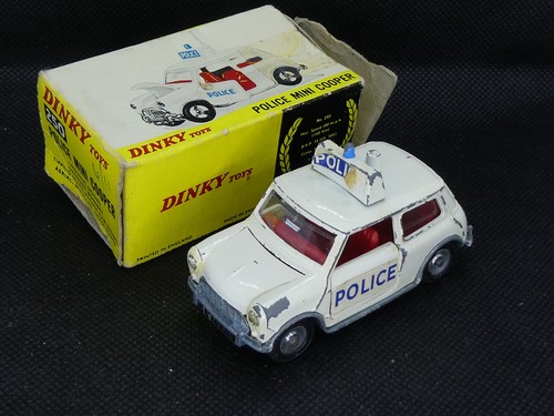 Dinky toys 250 police - 250, austin