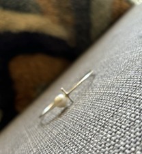 Oliver Bonas Bangle - Silver With Pearl - Almeta