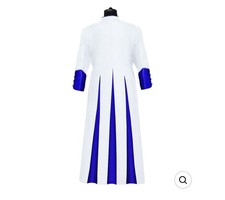 WHITE 3 PLEATS ROMAN CASSOCK