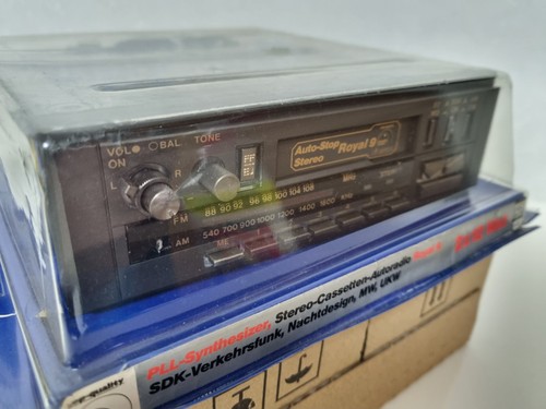 Royal vintage car - royal, stereo