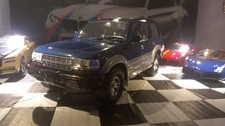 1/18 Road Legends Toyota Land Cruiser With Original Box