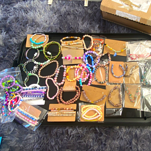 Mixed lot costume - mixed,