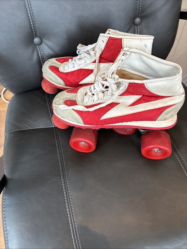 Vintage red and - red, quad